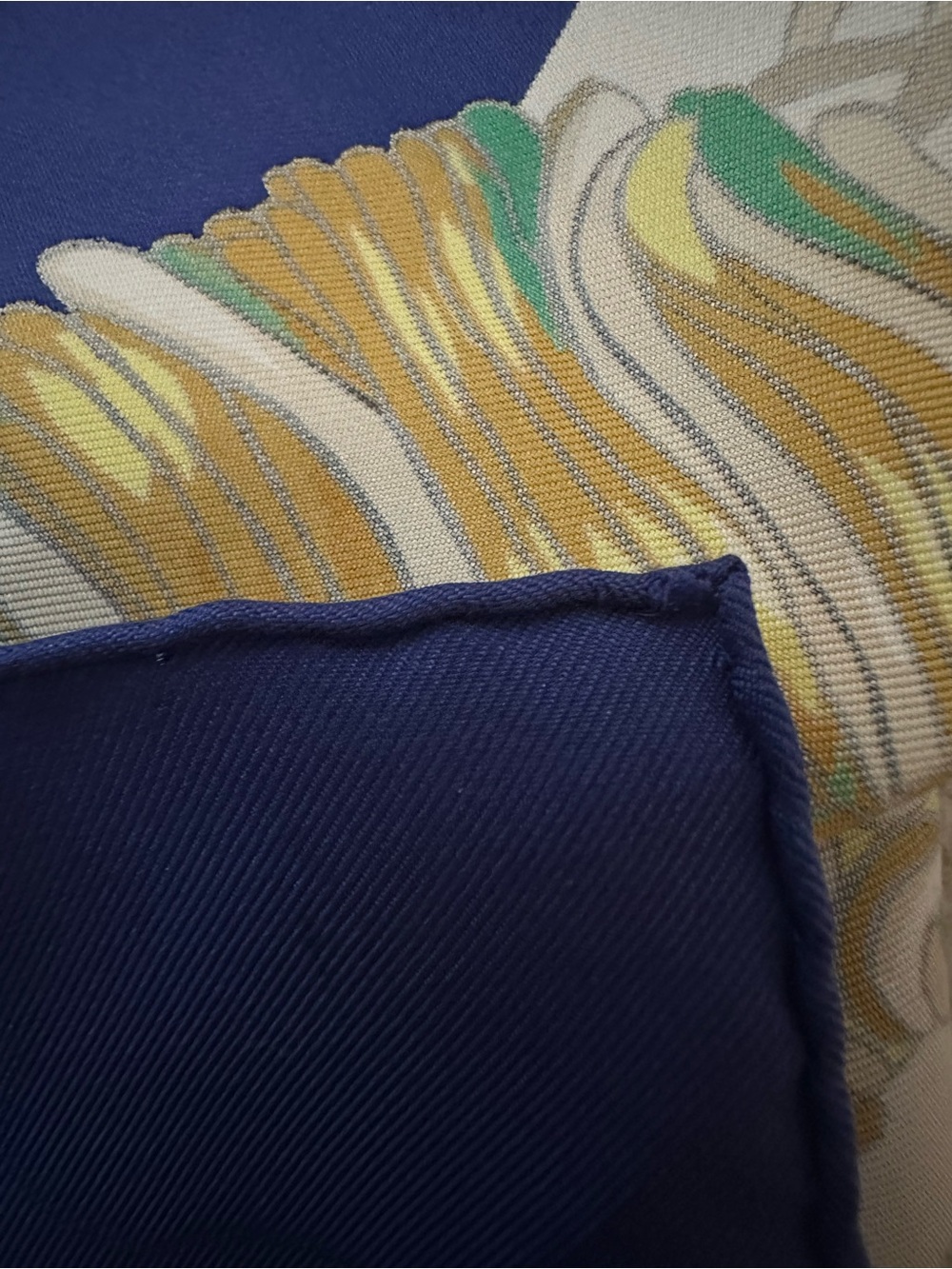 Hermès Le Timbalier Silk Scarf 90 Blue White Gold Multicolor Equestrian Carré - Picture 5 of 5